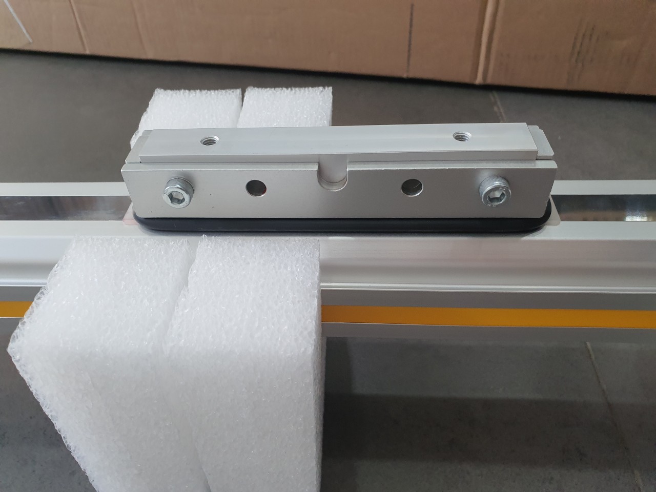 Xi lanh Rodless Origa OSPP40C110000850000000000 (1)
