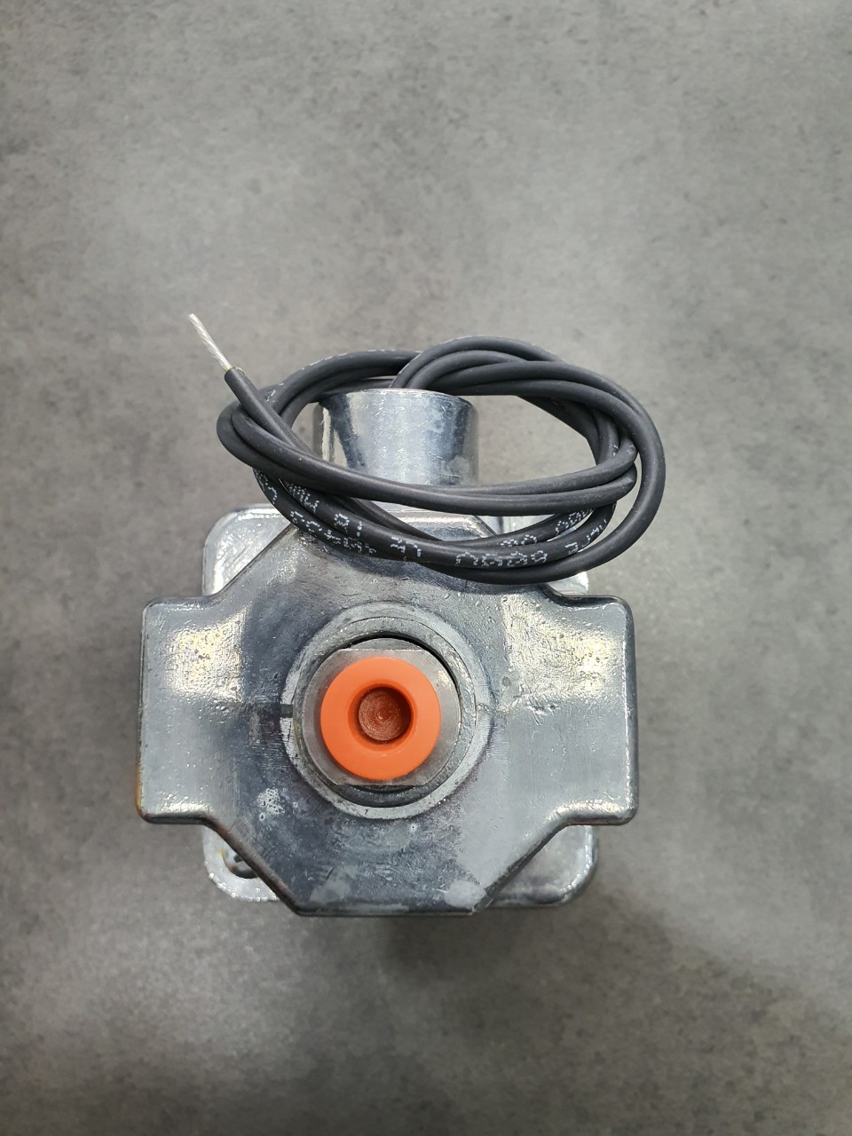 SOLENOID VALVE A3HM2127AP3A39 PARKER SKINNER