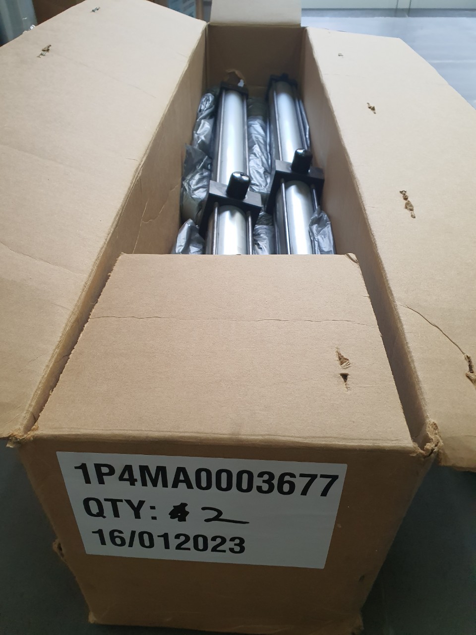 PNEUMATIC CY 2.00CDDT4MA3US34AC36.00  1P4MA0003677