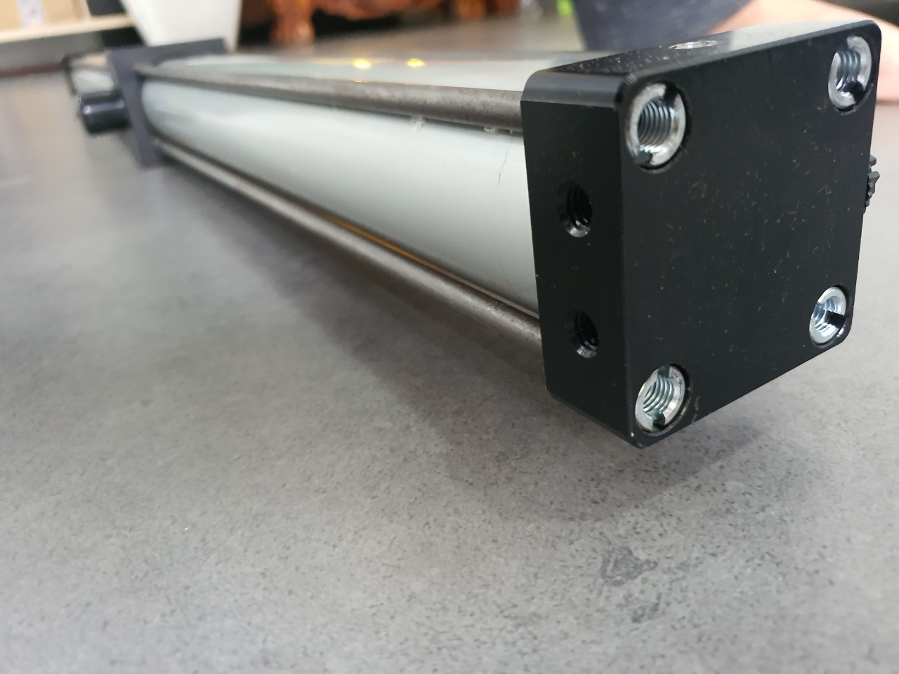 2.00CDDT4MA3US34AC36.00  1P4MA0003677 CYLINDER