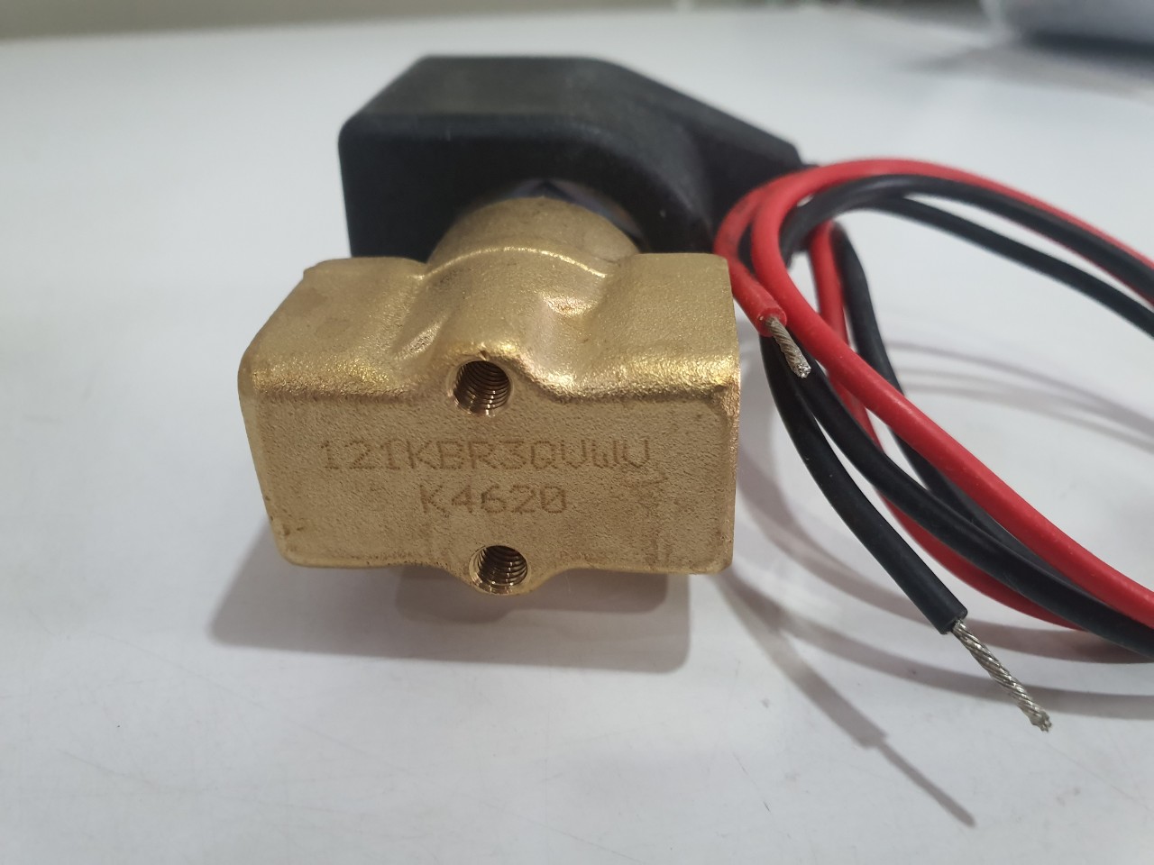 121KBR3QVWV-I-1K-C2 parker solenoid valve