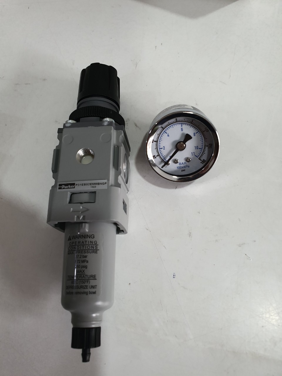 P31EB92EMMBNGP FILTER REGULATOR W GAUGE