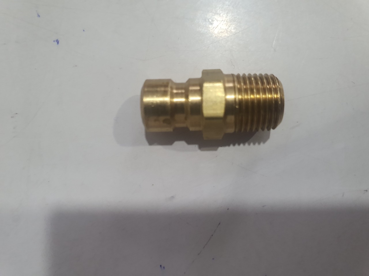 PN251 NON VALVED NIPPLE PARKER COUPLER