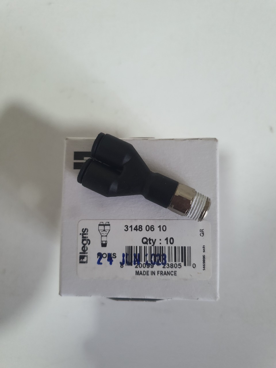 3148 06 10  FITTING PARKER LEGRIS