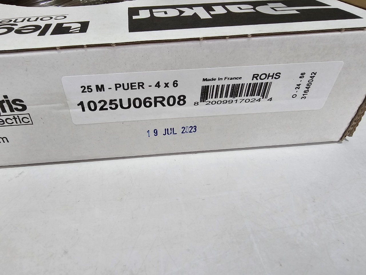 1025U06R08 PU TUBING CRYSTAL LEGRIS