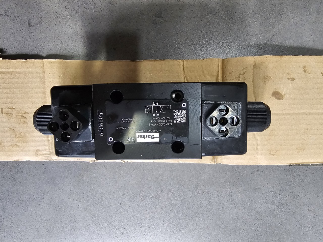 PARKER SOLENOID D3W020DNYW42
