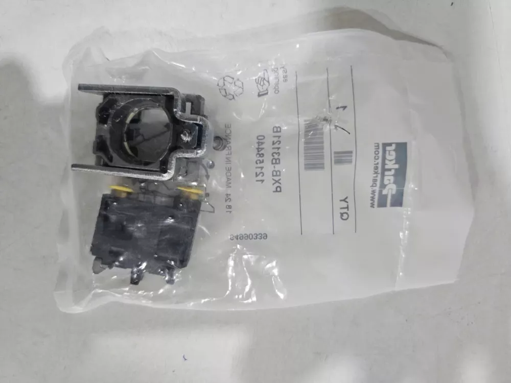 PXB-B3121B SWITCH VALVE BODY PARKER