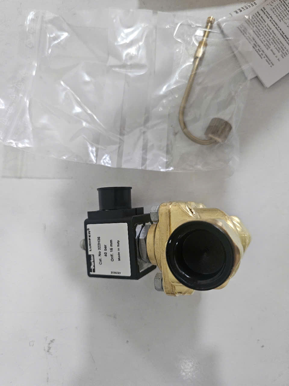 322H36-2995-492453C2 parker solenoiid vavle