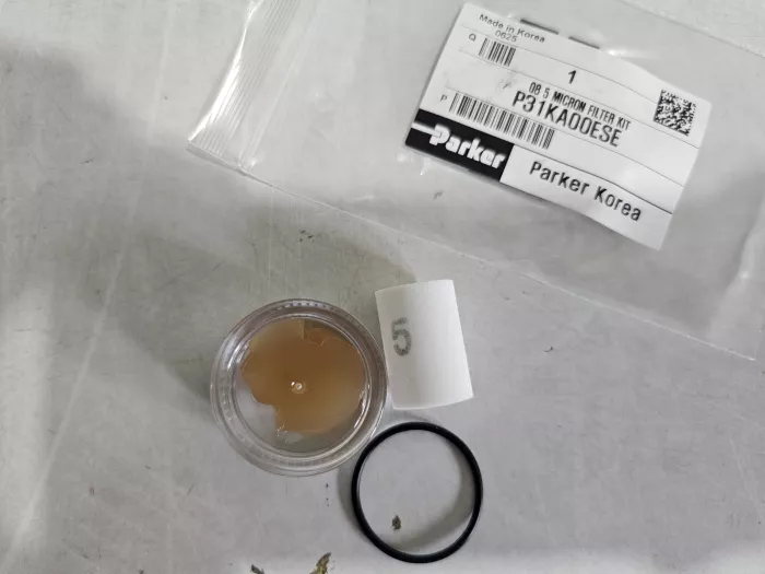 P31KA00ESE element 5 micron parker