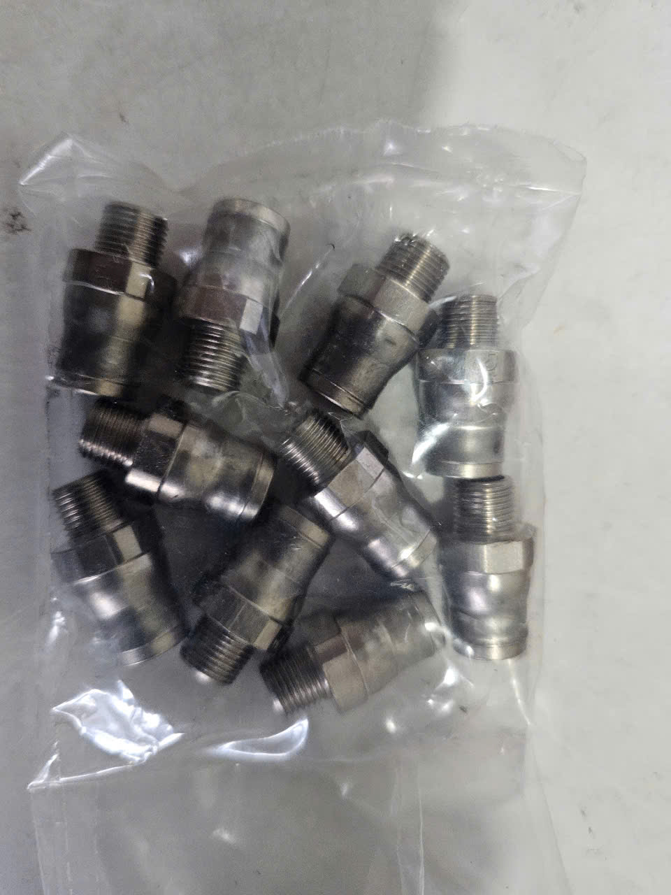 3675 08 10 LEGRIS STUD FITTING