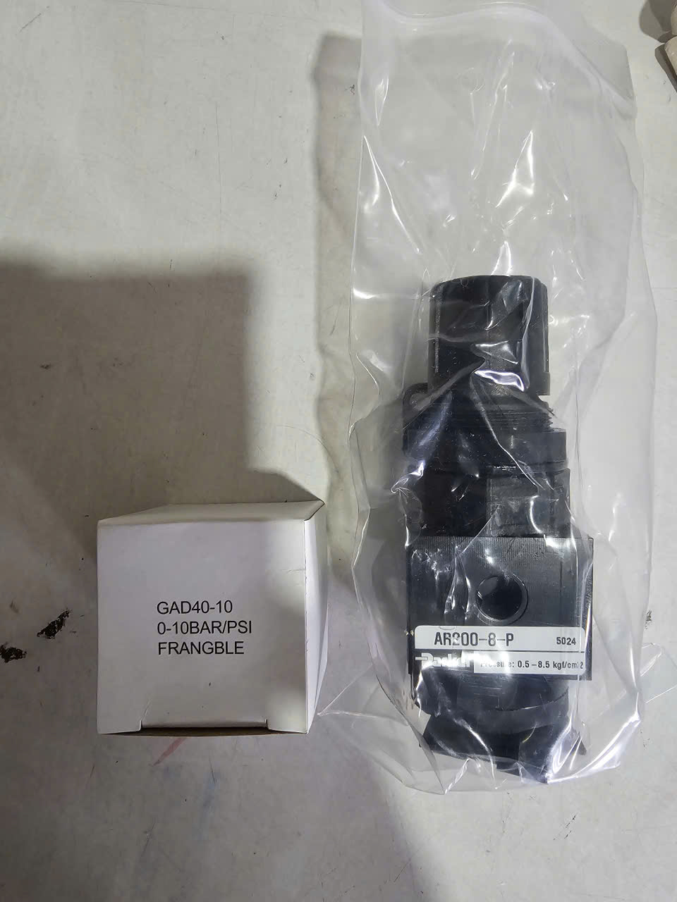 AR200-8-P PARKER AR PT 1/4 8BAR R/G