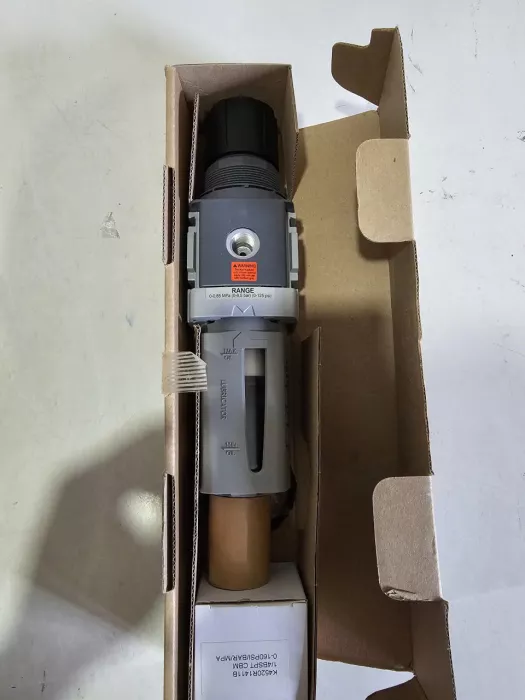 P32EA23EGABNGP PARKER FILTER REGULATOR 1/4 BSPP 8,5 BAR