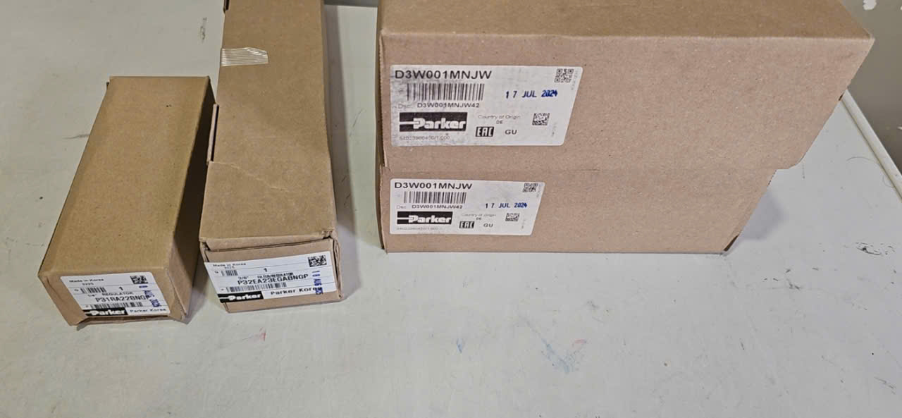 z7080089752713_95581f92d2925432957dd69b2d25b524