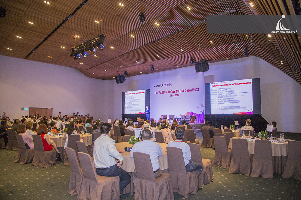 tổ chức hội thảo