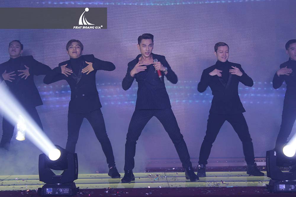 tổ chức liveshow ca nhạc