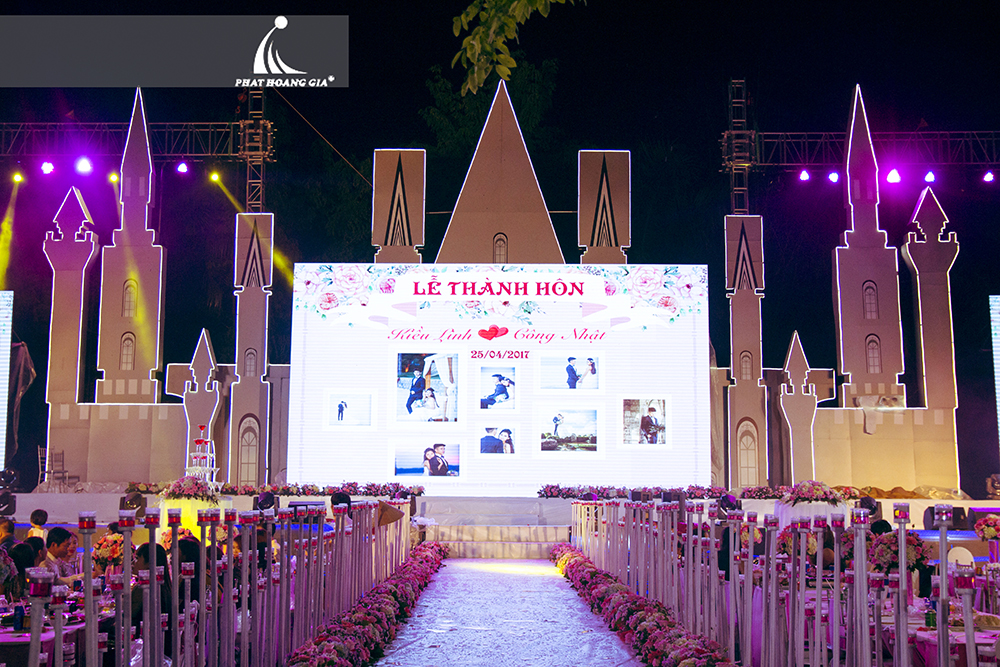 cho thuê và lắp đặt sân khấu