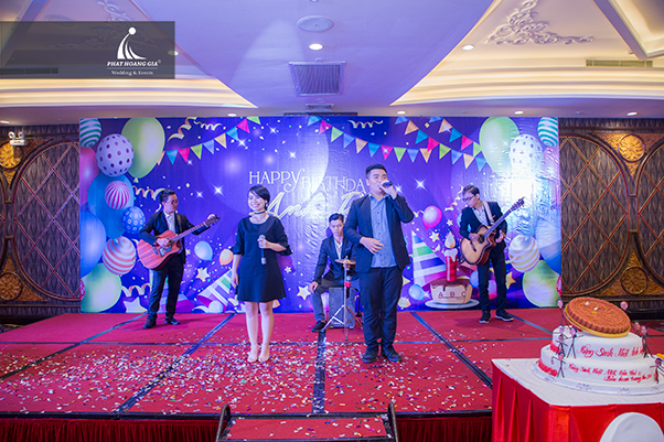 lễ kỉ niệm 12 năm thành lập abc