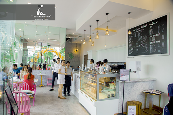 khai trương quán cafe bodyfriend