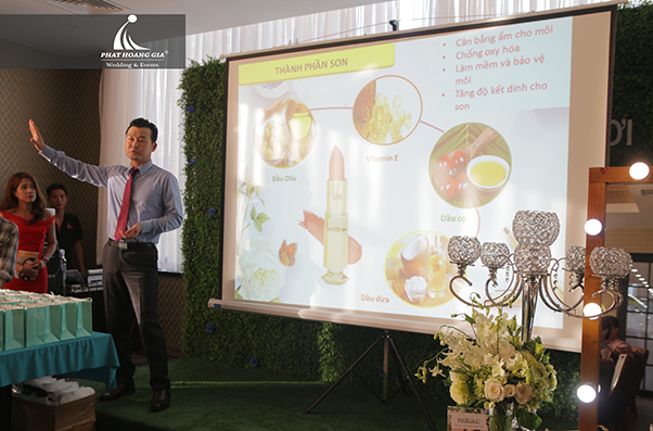 lễ ra mắt sản phẩm mới pazealo