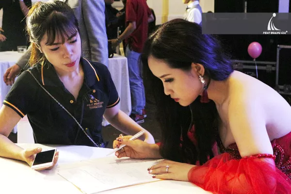 Ý TƯỞNG ĐỂ THU THẬP FEEDBACK TRONG TỔ CHỨC SỰ KIỆN