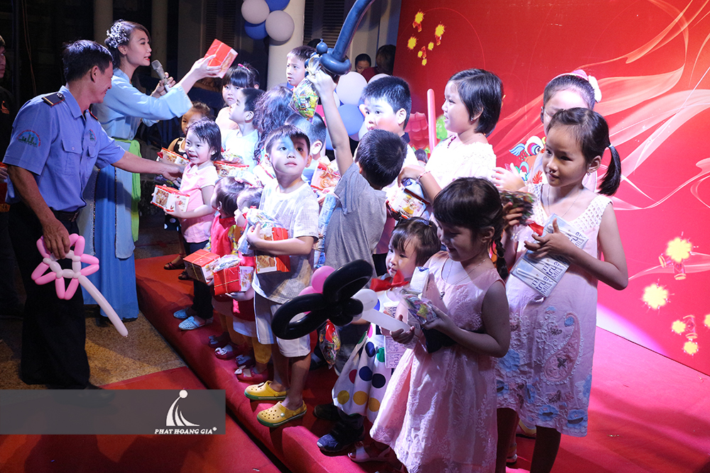 tổ chức quốc tế thiếu nhi cho bé 11