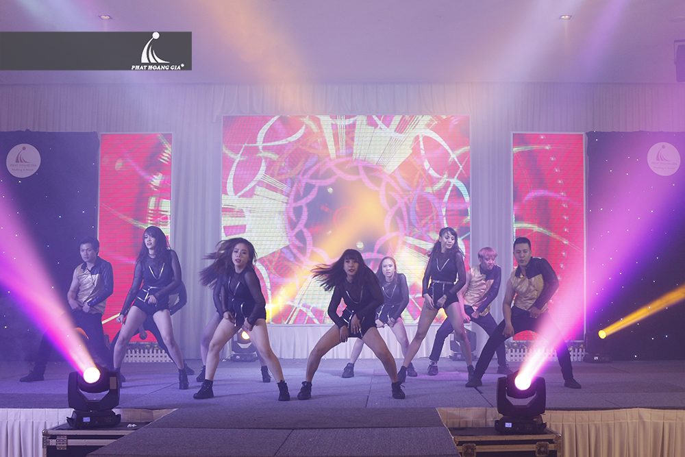 cung cấp vũ đoàn 16