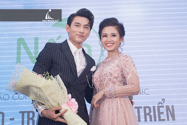 hội thảo công ty mỹ phẩm hoài thương organic 25