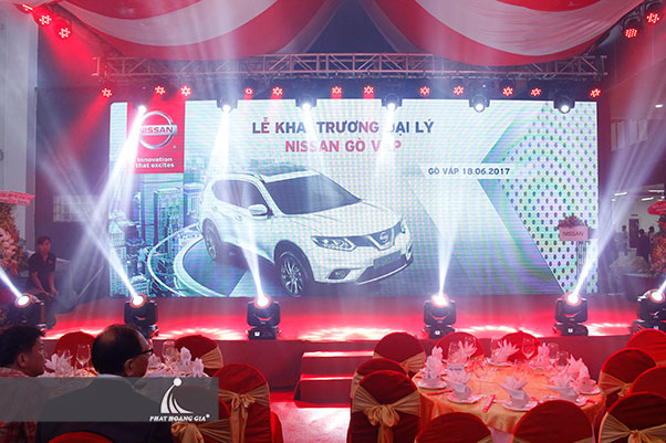 khai trương showroom nissan gò vấp 8