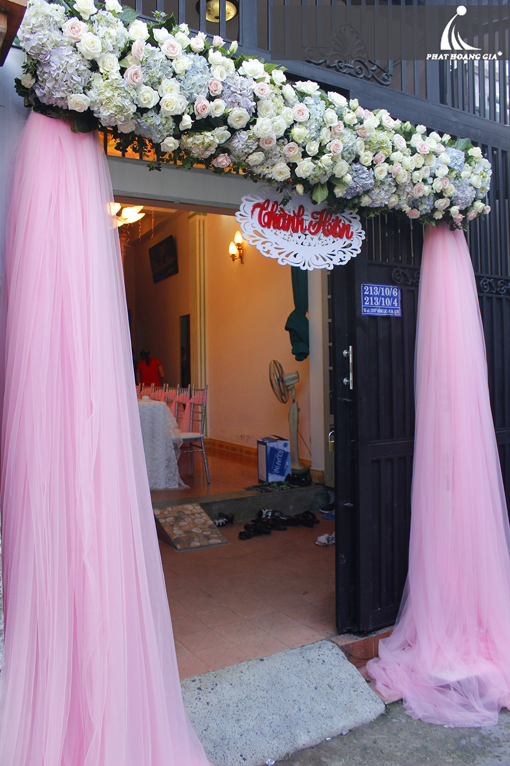 trang trí lễ gia tiên tone hồng 2