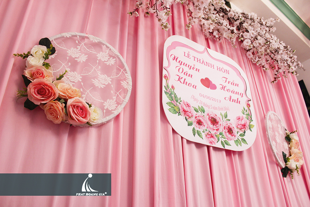 trang trí lễ gia tiên tông hồng 7