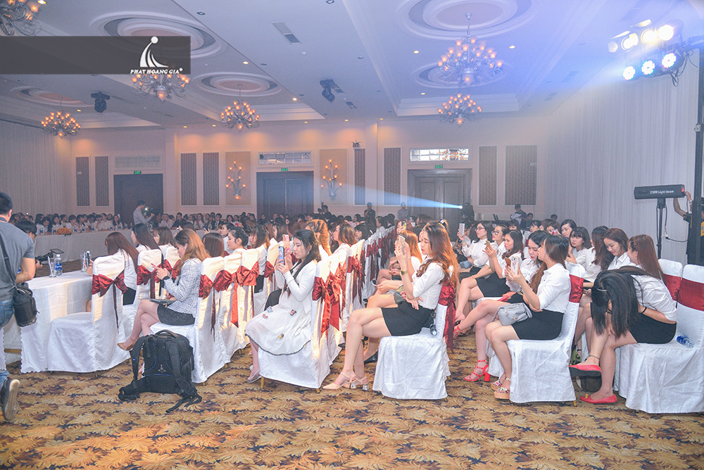 hội thảo ra mắt sản phẩm mới mỹ phẩm my miu 1