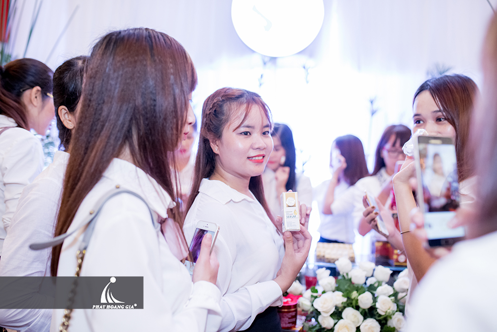 hội thảo ra mắt sản phẩm mới mỹ phẩm my miu 36