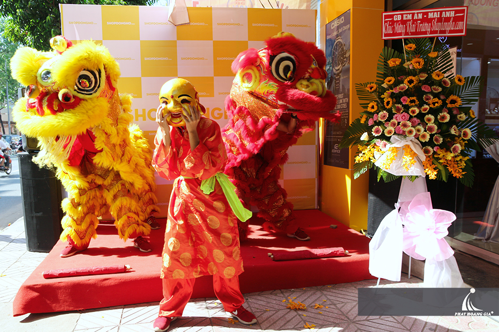 khai trương đồng hồ ctime 3