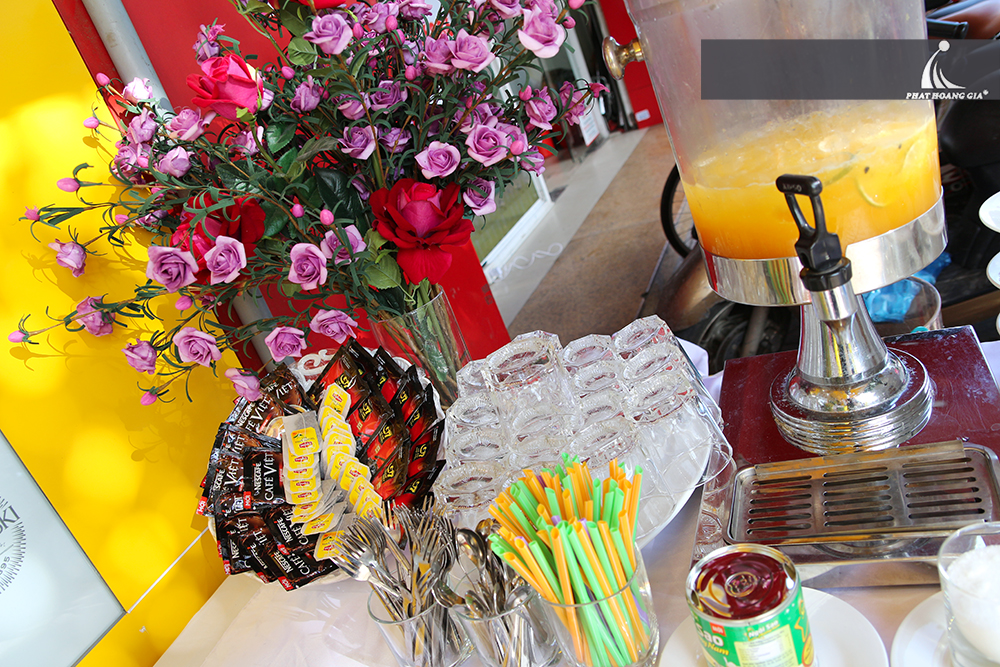 khai trương đồng hồ ctime 4