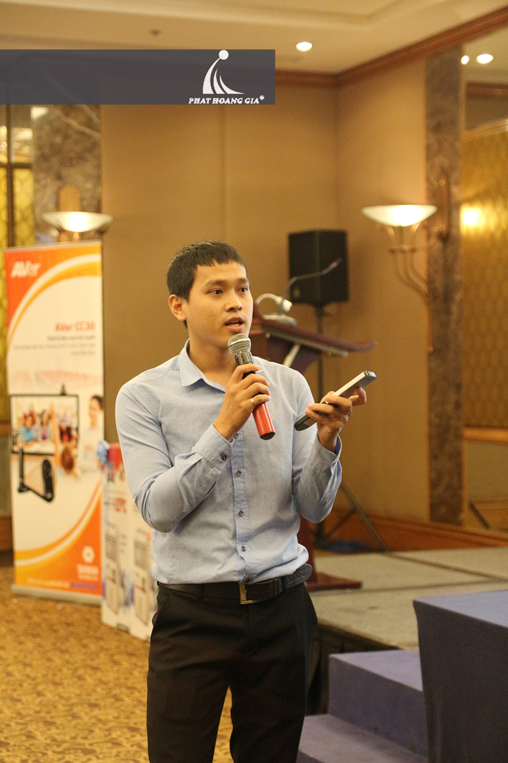 tổ chức hội thảo công ty aver 29