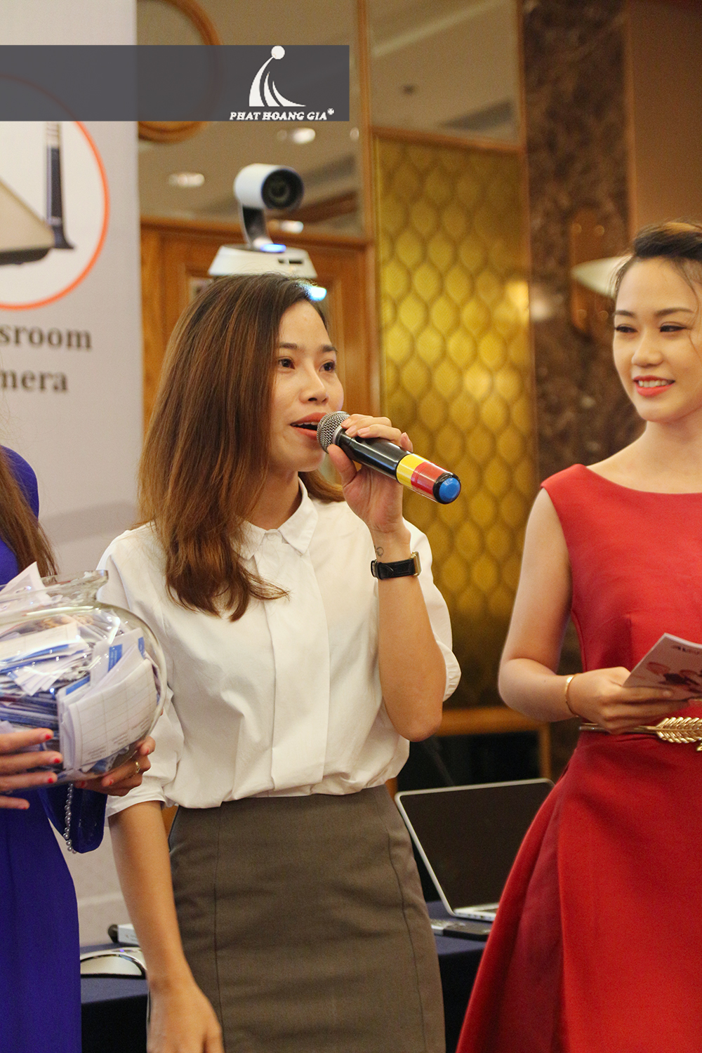 tổ chức hội thảo công ty aver 30