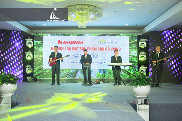 hội nghị ra mắt sản phẩm sàn gỗ vario