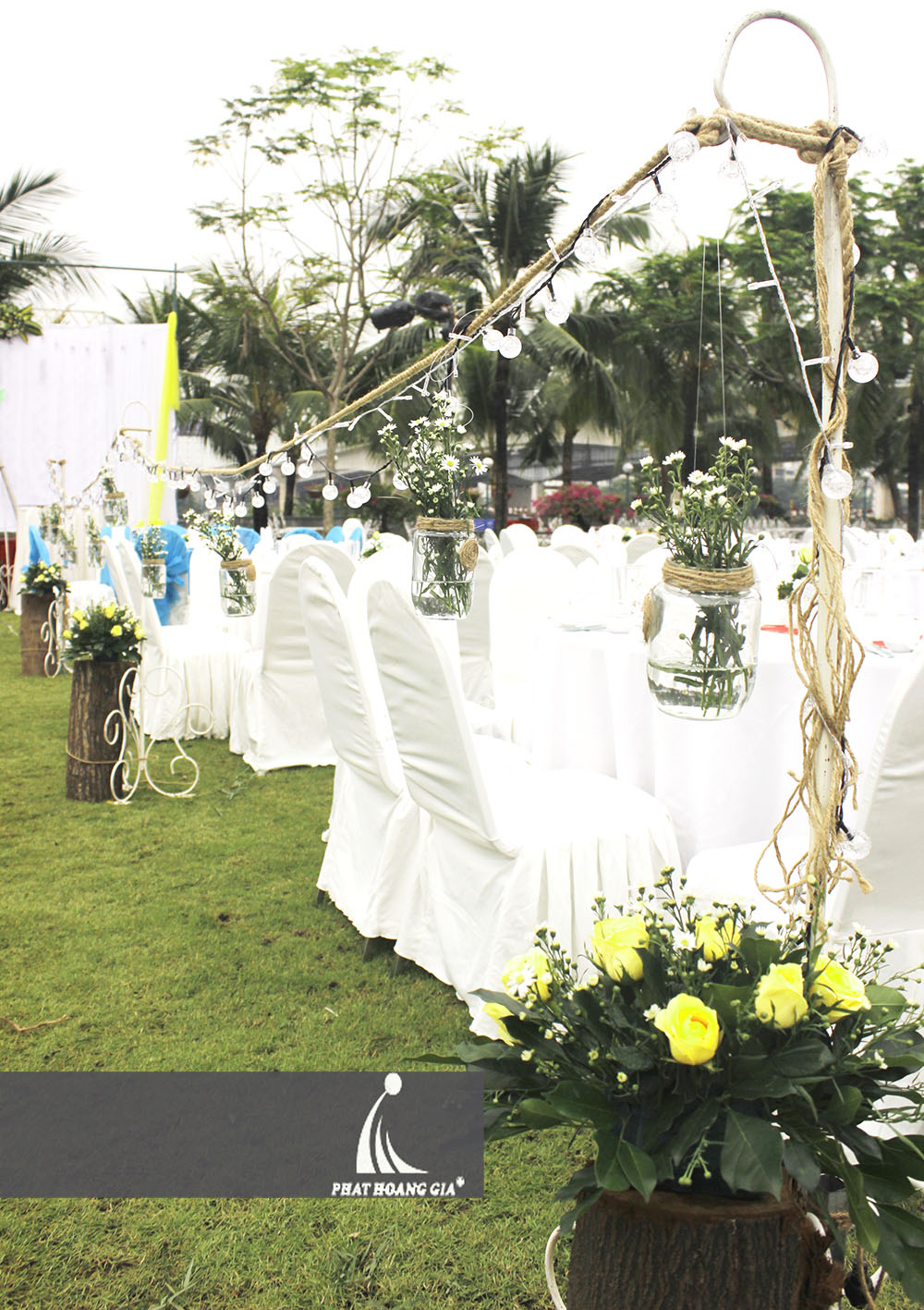 trang trí tiệc cưới ngoài trời 6