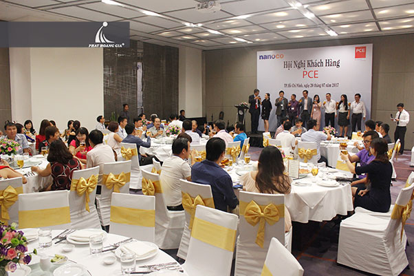 Hội nghị khách hàng PCE 9