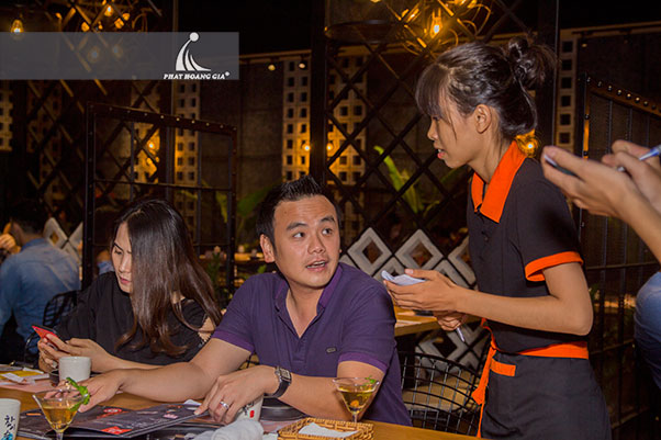 khai trương nhà hàng nướng Hàn Quốc 7