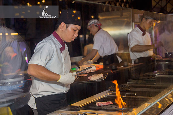 khai trương nhà hàng nướng Hàn Quốc 8