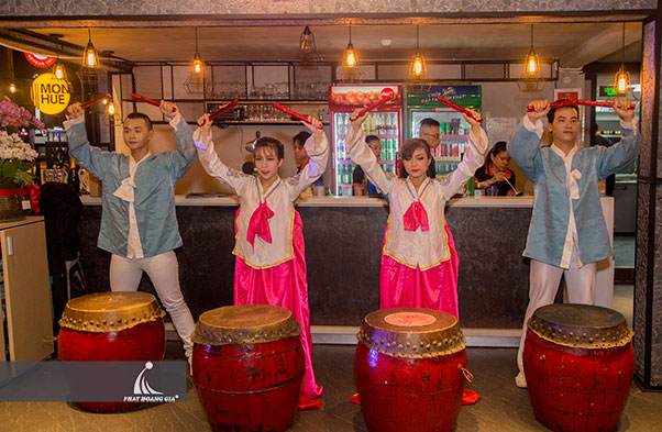 khai trương nhà hàng nướng Hàn Quốc 19