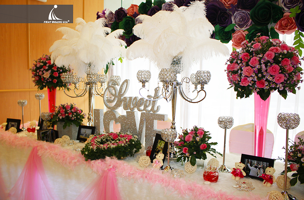 trang trí tiệc cưới trọn gói