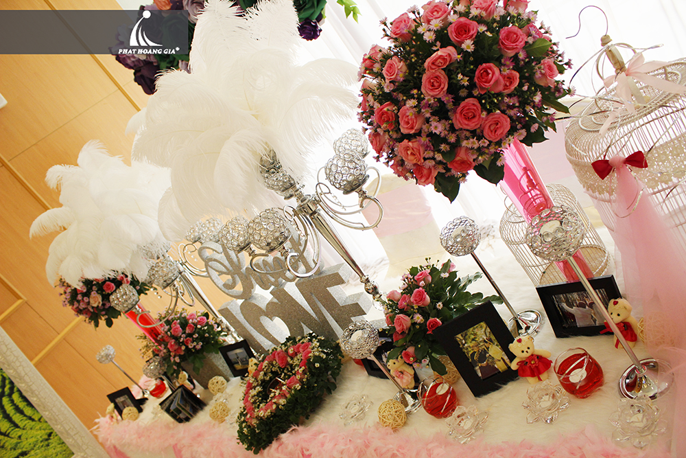 trang trí tiệc cưới trọn gói