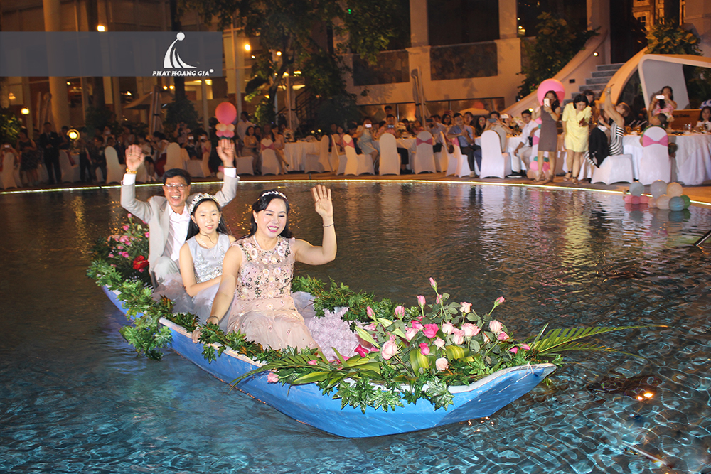 tiệc sinh nhật bé Hoàng Lam 40