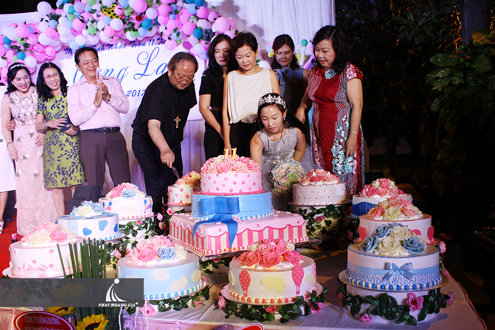 tiệc sinh nhật bé hoàng lam 17