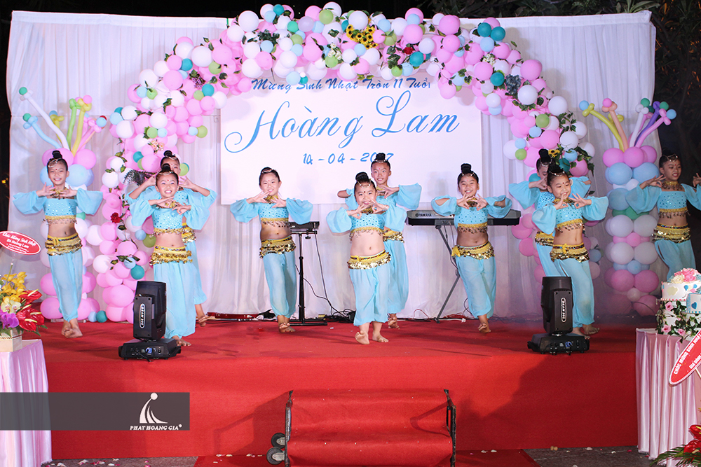 tiệc sinh nhật bé hoàng lam 17