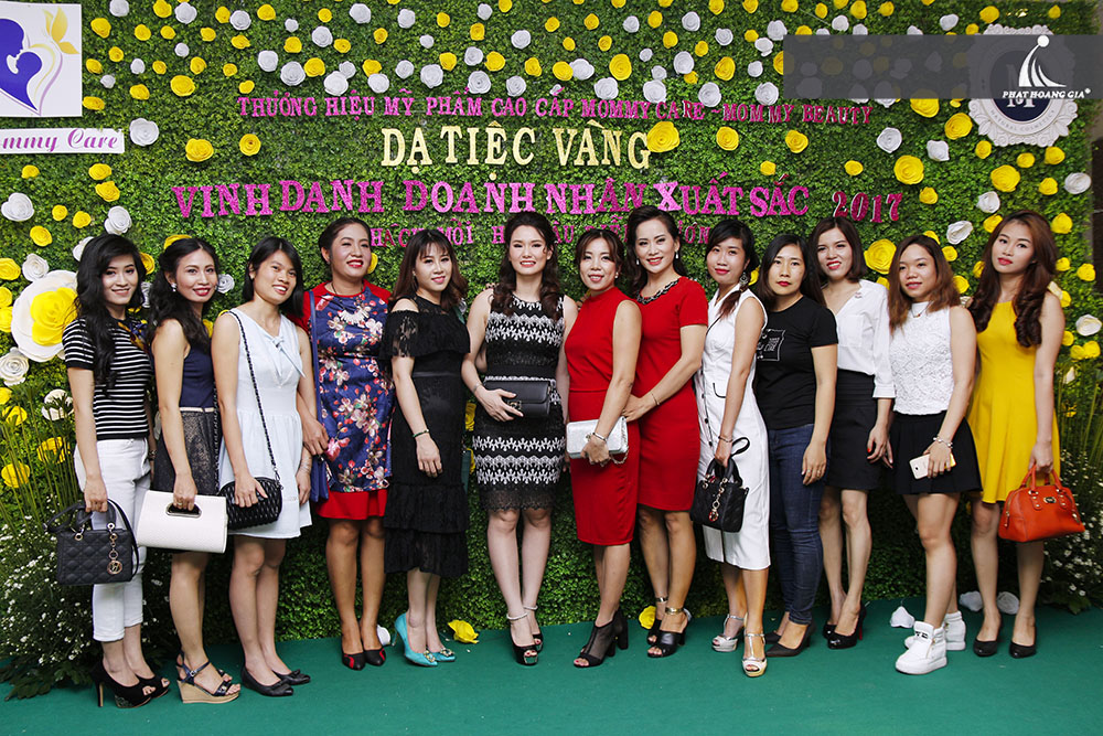 Vinh danh doanh nhân xuất sắc khánh hà beauty 4