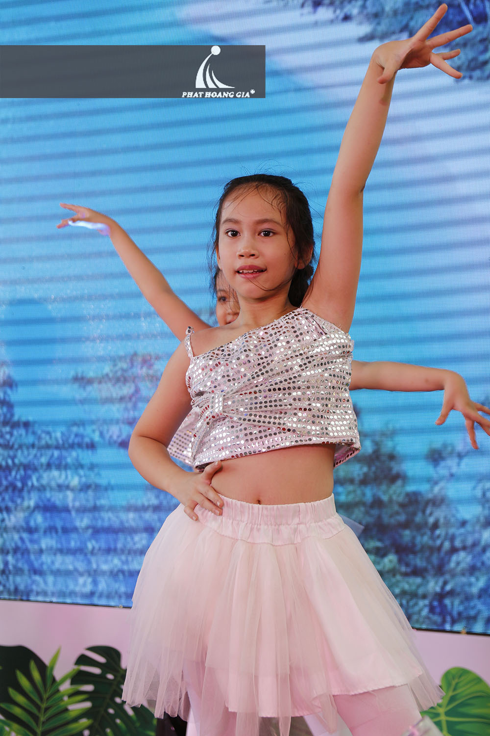 khai trương trung tâm thương mại the oxygen 12