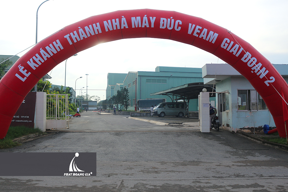 cho thuê cổng hơi 4